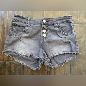 BILLABONG button down black wash jean short with raw hem Women size : 25